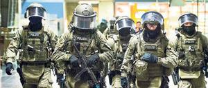 Terrorabwehr: Die Nachfrage nach Policen, die Schäden durch Terrorattacken abdecken, steigt seit Jahren an. 
