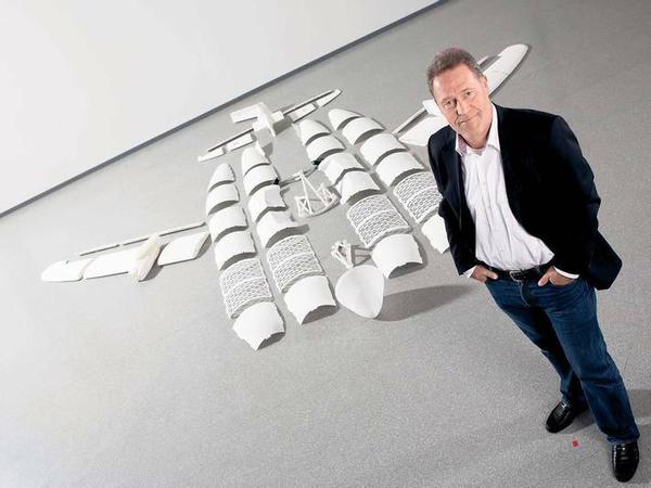 Peter Sander, bei Airbus Deutschland zuständig für neue Technologien und Konzepte, und sein Team machten aus den gedruckten Bauteilen „Thor“.