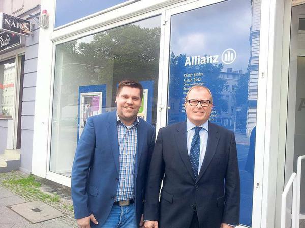 Kollegen: Stefan Teetz (links) leitet eine Agentur in Lichtenberg, die bereits heute online arbeitet, Martin Burg ist Chef der Allianz im Norden Deutschlands. 