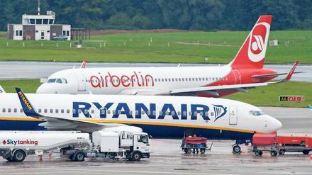 Problemfluglinien. Sowohl bei der insolventen Air Berlin als auch beim Billigflieger Ryanair hebt zurzeit nicht jedes Flugzeug ab. 