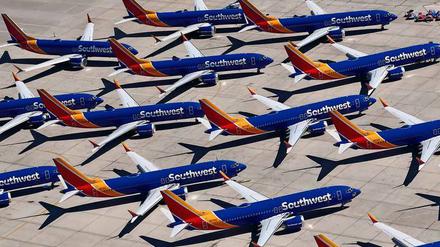 Um eine Starterlaubnis für die stillgelegten 737 Max, wie hier der US-Airline Southwest Airlines, zu bekommen, überarbeitet Boeing seine Software