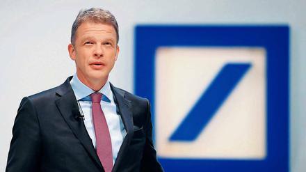 Bekommt er die Fusion mit der Commerzbank hin? Christian Sewing, Chef der Deutschen Bank. 