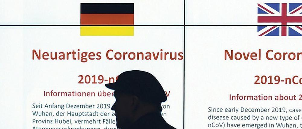 Flughäfen haben wegen des Coronavirus verschärfte Sicherheitsvorkehrungen.