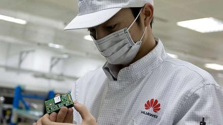 Mit Argwohn betrachtet. Huawei ist in 140 Ländern aktiv. In einigen Staaten wie den USA ist der chinesische Netzwerkausrüster aber nicht so gern gesehen.