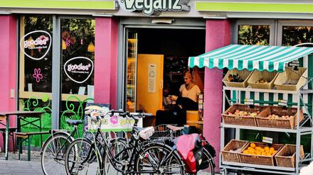 Neue Aussichten. In Berlin-Pankow hat Veganz den ersten veganen Vollsortiment-Supermarkt Europas eröffnet. 