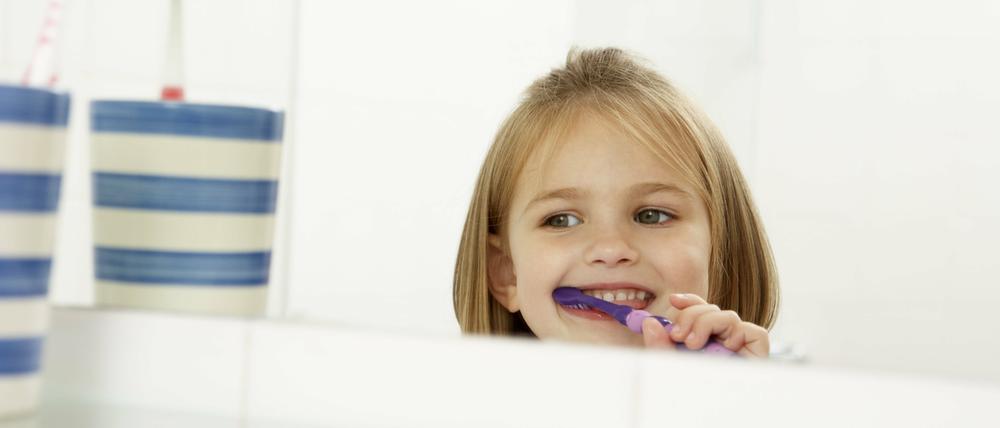 Auch im Kindesalter ist ein effektiver Zahnschutz essenziell.