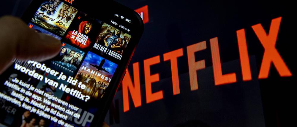Die Netflix-Aktie gehört zu den Verlierern unter den Tech-Werten. Seit Jahresbeginn brach sie teilweise um 40 Prozent ein.