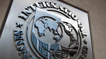 Das Logo des Internationale Währungsfonds an dessen Hauptsitz.