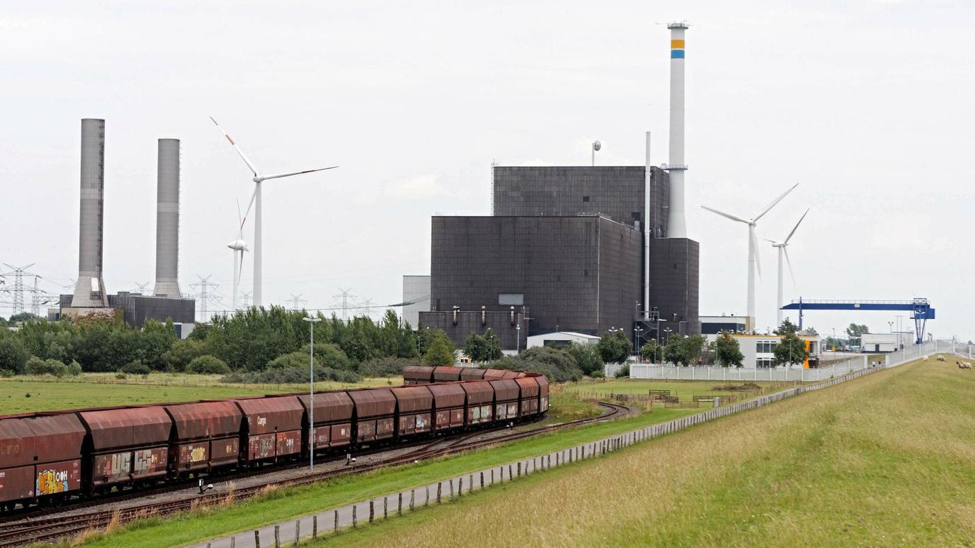 Für beschleunigten Ausstieg Bund zahlt AtomKonzernen 2,4 Milliarden Euro