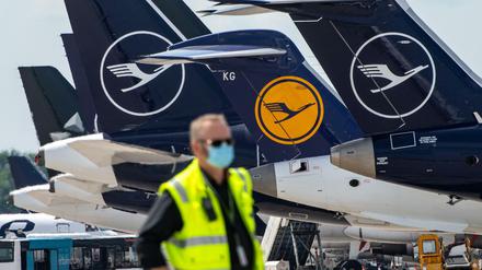 Die Einschnitte bei der Lufthansa werden stärker als zunächst geplant.