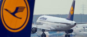 Passagiermaschine der Lufthansa in Frankfurt/Main