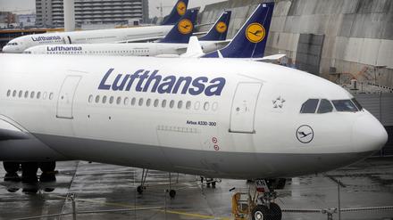 Bei der Deutschen Lufthansa droht nach Ostern ein erneuter Streik der Piloten.