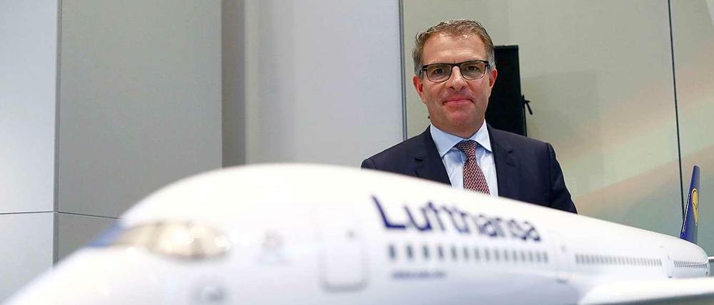 Die Marke Lufthansa soll weiter für Qualität stehen. Doch das Billigangebot will Konzernchef Spohr deutlich ausbauen.