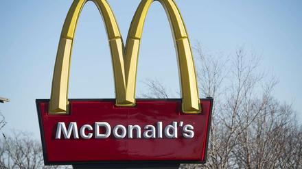 Die Umsätze gehen zurück: McDonald's reagiert.