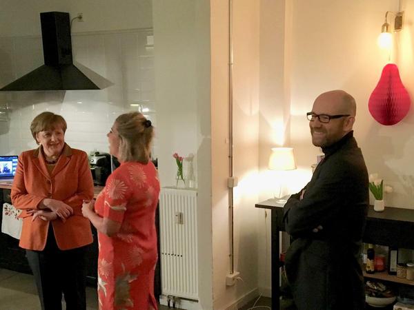 Von Peter Tauber zusammengeführt: Kanzlerin Angela Merkel (CDU) mit Bloomy-Days-Gründerin Franziska von Hardenberg.