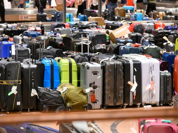 Kofferchaos: Viele Reisende wussten nicht, wo ihr Koffer geblieben ist. 