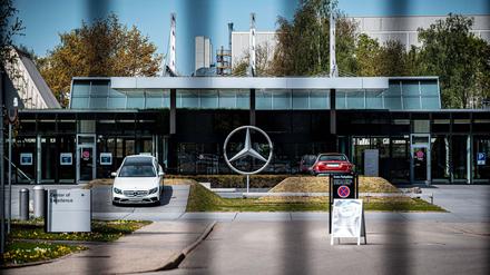 Daimler fährt ab Montag Produktion wieder hoch.