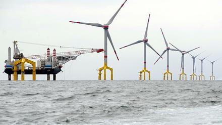 Der Windpark Bard Offshore 1 in der Nordsee 2011. Heute wird auf See billiger produziert.