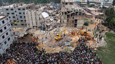 Im April 2013 stürzte eine Textilfabrik in Bangladesch ein. 