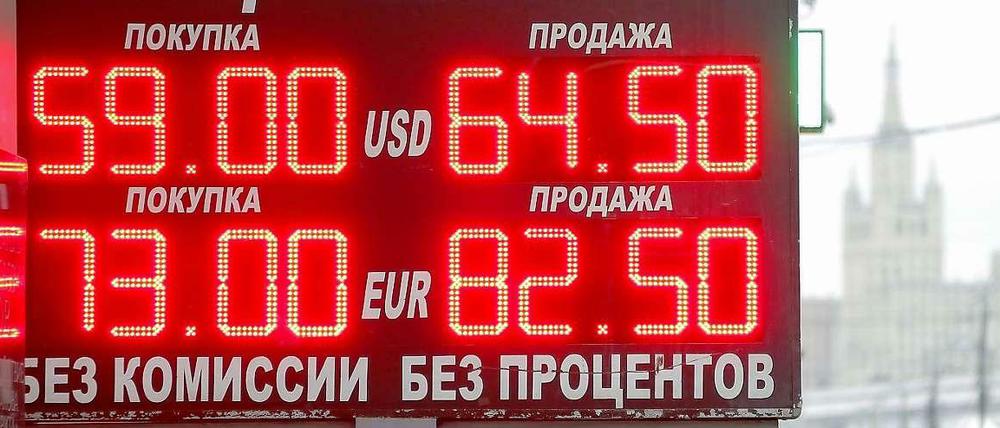 Der Rubel verliert massiv an Wert.