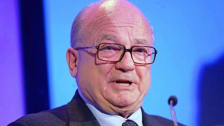 Hans-Jörg Rudloff, Verwaltungsratspräsident von Barclays Capital, kritisiert, dass der private Sektor nicht angemessen an der Bewältigung der Schuldenkrise beteiligt wird: „Die Schluderei geht hemmungslos weiter.“ 