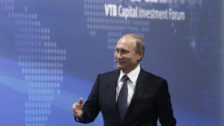 Wladimir Putin sagt: Russland hat die Wirtschaftskrise überstanden.