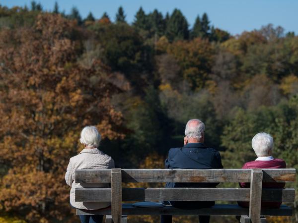 Die Renten steigen, der Beitragssatz zur Rentenversicherung sinkt. 