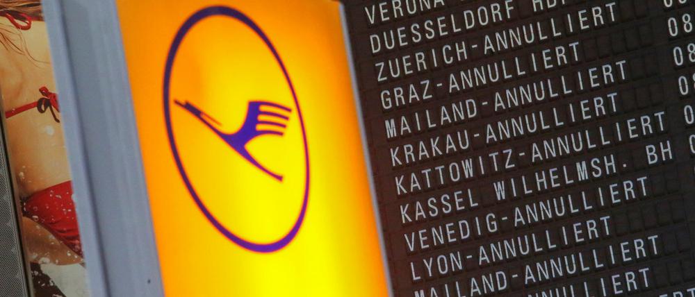 Die Gewerkschaft der Flugbegleiter Ufo darf ihre Streiks bei der Lufthansa fortsetzen. 