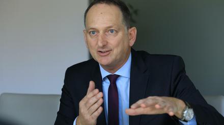Peter Albiez ist seit 2015 Vorsitzender der Geschäftsführung von Pfizer Deutschland. 