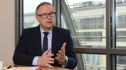 Eine europäische Einlagensicherung lehnt Sparkassenpräsident Georg Fahrenschon ab.