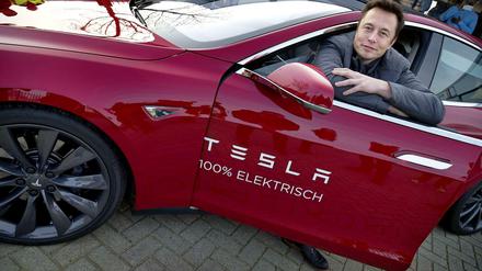 In Schwung. Elon Musk, Gründer und Chef von Tesla, setzt bei der Batterie auf die Massenfertigung in der "Gigafactory".