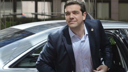 Schulden und Sühne: Griechenlands Regierungschef Alexis Tsipras musste bereits die Einlagen öffentlicher Einrichtungen anzapfen, um Schuldenkredite zu tilgen.