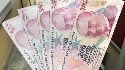 Scheine der türkischen Währung Lira.