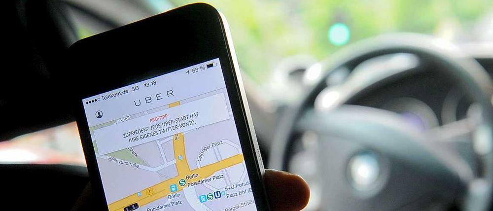 Konkurrenz nicht nur für die Berliner Taxifahrer. In mehr als 200 Städten ist das US-Unternehmen Uber inzwischen nach eigenen Angaben aktiv.