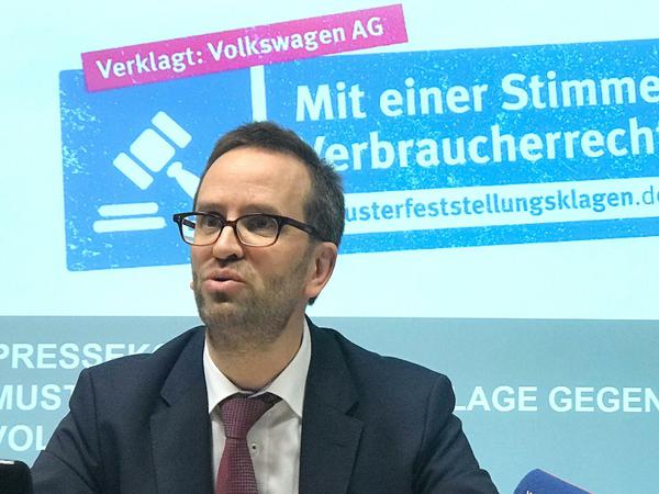 Verärgerter Verbraucherschützer. Klaus Müller, Vorstand des Bundesverbands der Verbraucherzentralen, hatte mit einer Einigung gerechnet. 