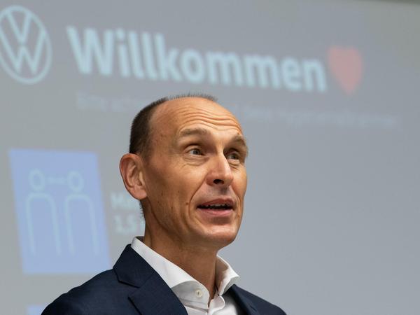 Ralf Brandstätter, VW-Kernmarken-Geschäftsführer, spricht zu Pressevertretern. VW-Konzernchef Diess gibt die Führung der Kernmarke an den bisherigen Co-Geschäftsführer Ralf Brandstätter ab. 