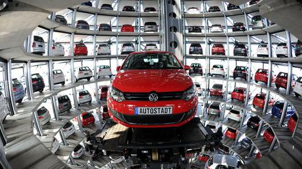 Keine Sicherheit. Volkswagen verweigert nach wie vor eine einklagbare Garantie, dass nachgerüstete Dieselwagen keinen Defekt haben.