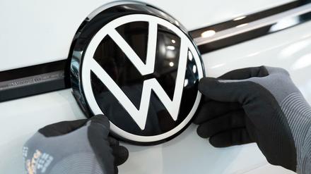 Neben VW muss auch BMW eine Strafe zahlen.