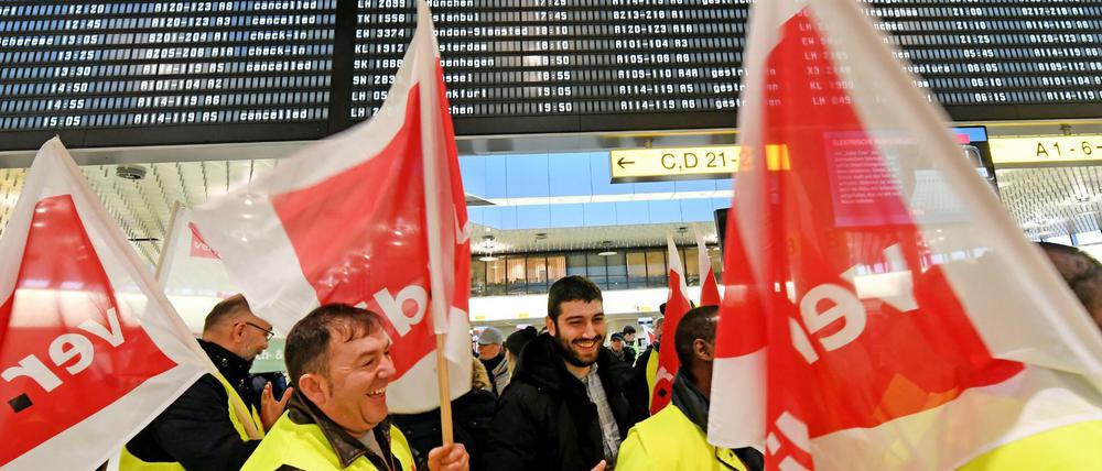 Auch am Flughafen von Hannover streiken die Mitarbeiter und Mitarbeiterinnen.