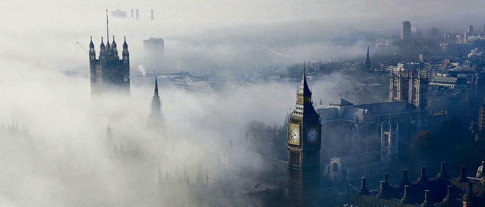 Dichter Nebel über London. Auch auf dem Immobilienmarkt zieht es sich zu.