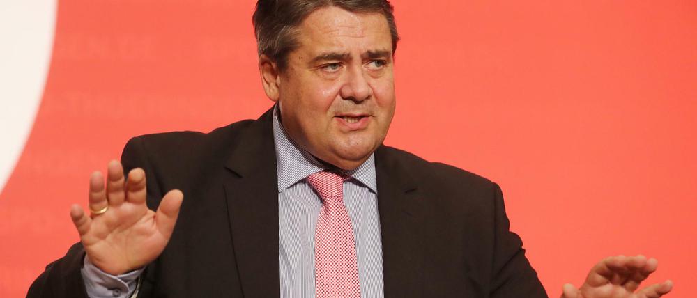 Wirtschaftsminister und SPD Vorsitzende Sigmar Gabriel will den Ankauf von Schrottimmobilien durch Kommunen ermöglichen.