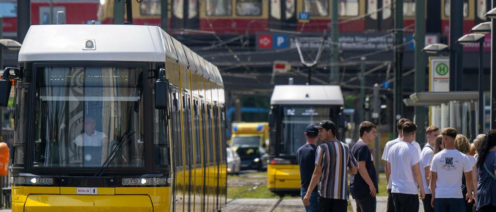 24 Euro pro Monat für Bus, Bahn und Taxi: Bürger haben im ersten Corona ...