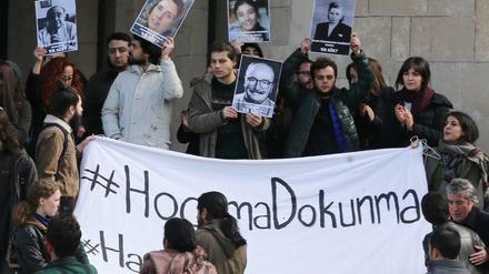 Auf dem Campus der Universität von Ankara demonstrierten im Februar 2017 Studierende und Lehrende gegen politisch motivierte Entlassungen.