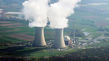 Energiequelle. Das bayerische Kernkraftwerk Grafenrheinfeld, aufgenommen am 23. April 2015. Nach 33 Jahren wurde es im Juni 2015 endgültig vom Netz genommen. 