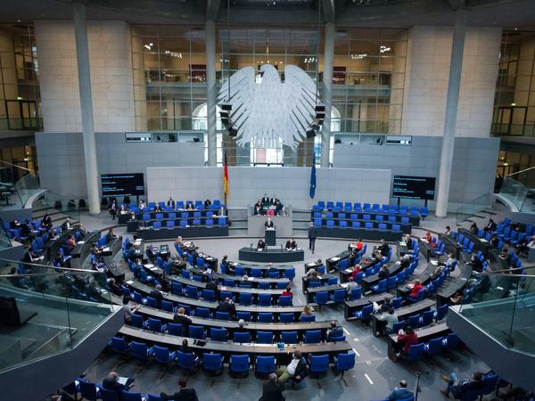 Ein Blick ins Plenum des Deutschen Bundestages.