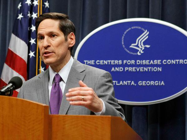 Thomas Frieden, Direktor der US-Gesundheitsbehörde CDC verkündete heute den ersten Fall eines Ebola-Patienten, der außerhalb Afrikas diagnostiziert wurde.