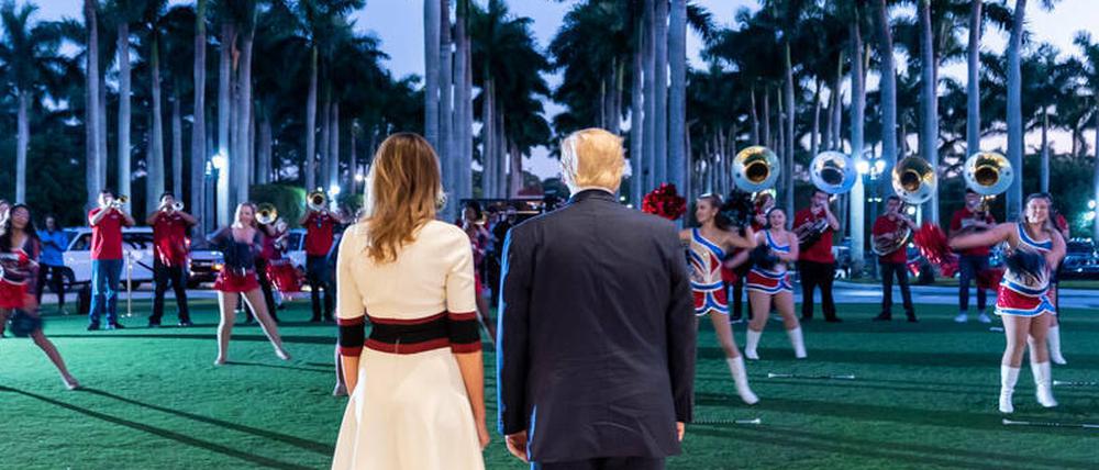 Der Präsident und Ehefrau Melinda im Trump International Golf Club in Florida.