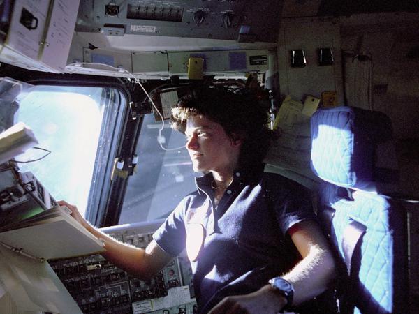 US Astronautin Sally Ride, inzwischen an Krebs verstorben, war die erste Amerikanerin, die ins All flog. 