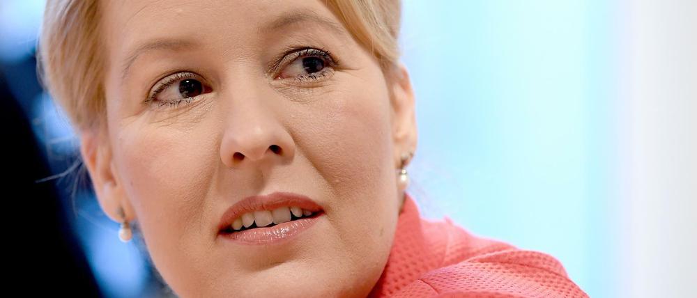 Weiter Frau Dr.: Franziska Giffey (SPD), Bundesfamilienministerin