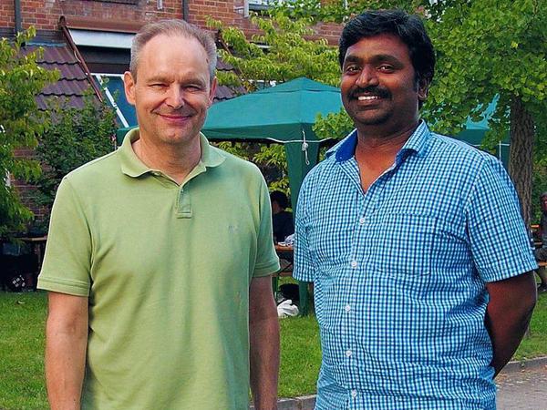 Dem Biologen Thomas Schmülling und seinem Kollegen Eswarayya Ramireddy ist es gelungen, eine Gerstenpflanze gezielt zu verändern.